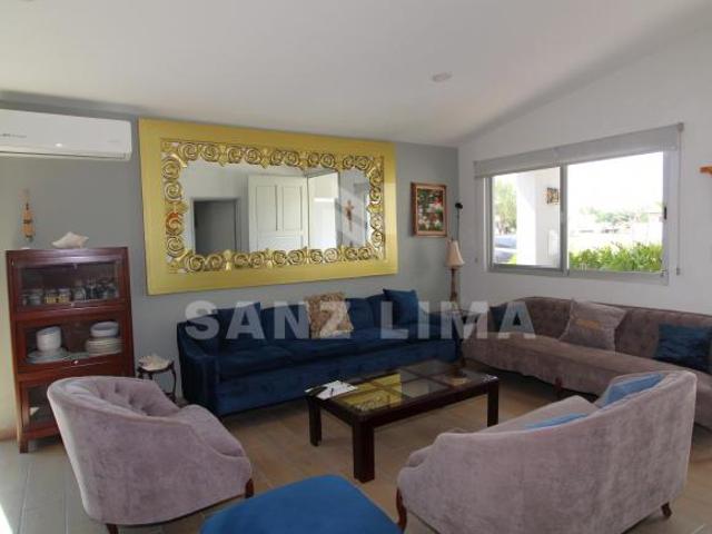 San Lorenzo Residencial: Magnifica y amplia propiedad en una planta