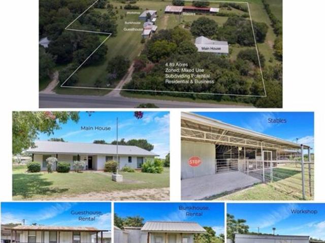 House for sale in Martindale, Texas