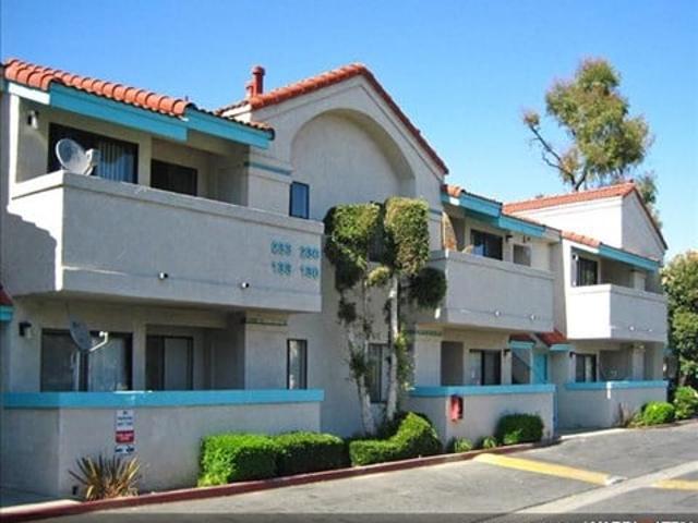 Apartment for rent in Paramount