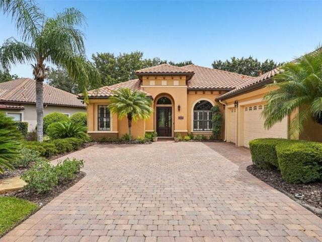 House for sale in Howey In The Hills