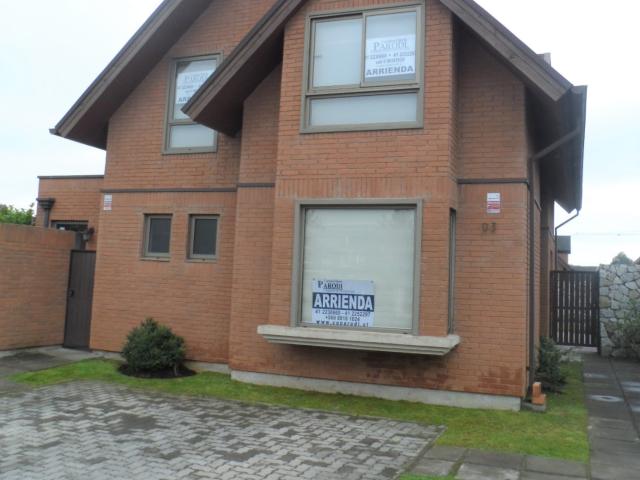 Casa en arriendo en San Pedro De La Paz, Biobío