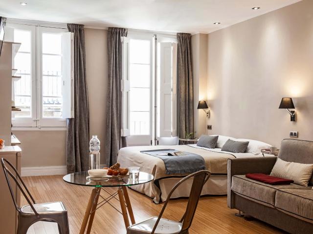 Apartamento en alquiler en Ciutat Vella, Barcelona