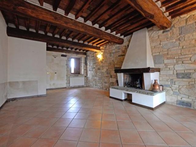 Villa Indipendente in vendita a Scarperia e San Piero, Toscana