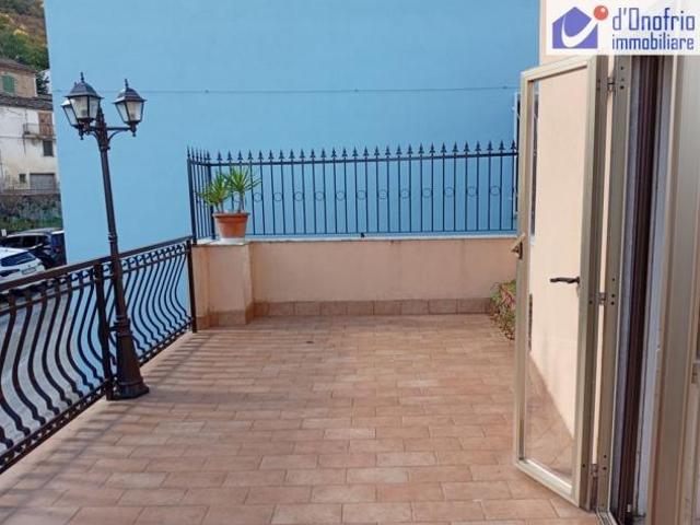 Villa Indipendente in vendita a San Polo Matese, Molise