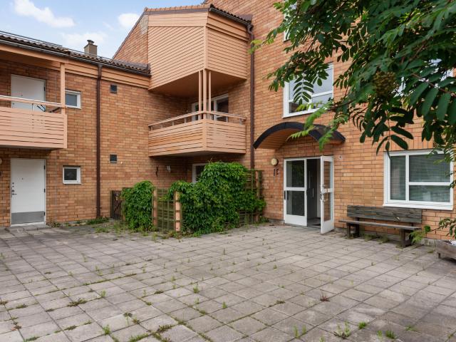 Bostad till salu i Hallstavik, Stockholm