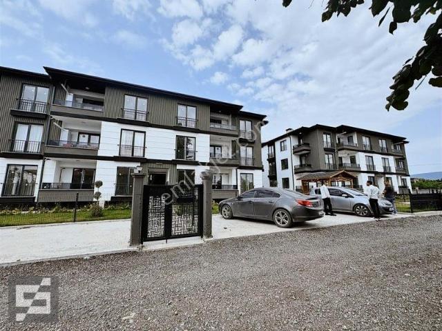 Hendek, Sakarya içerisinde satılık mülk