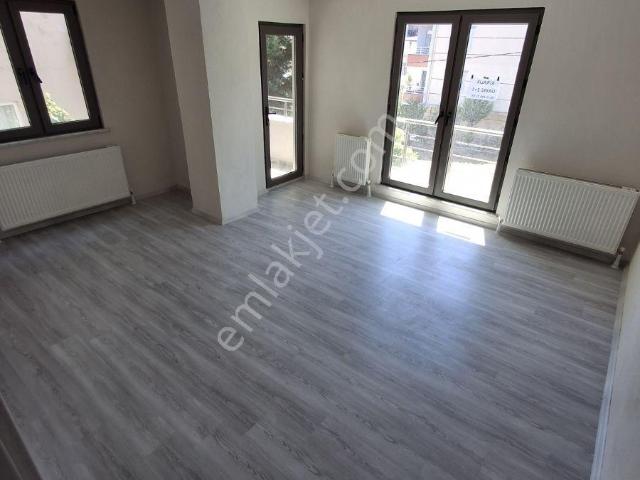 Atatürk Mahallesi, Sancaktepe içerisinde kiralık mülk