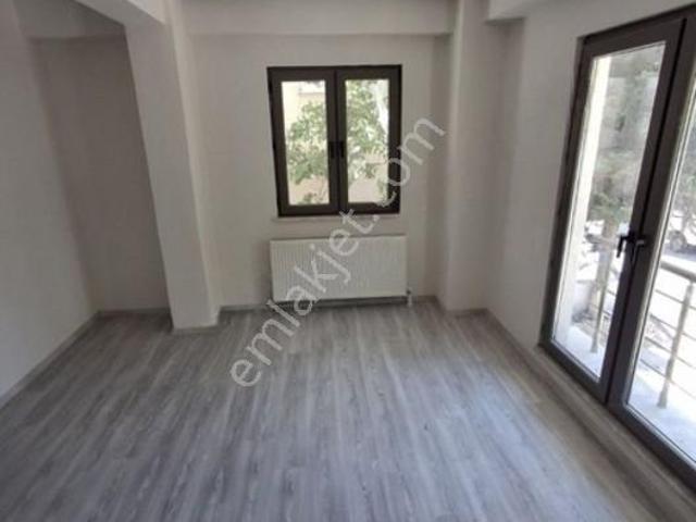 Atatürk Mahallesi, Sancaktepe içerisinde kiralık mülk