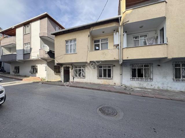 Merve Mahallesi, Sancaktepe içerisinde satılık Bina