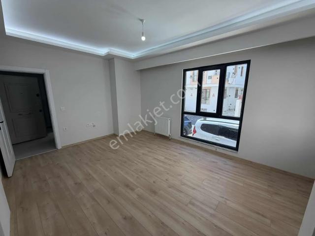 Osmangazi Mahallesi, Sancaktepe içerisinde kiralık mülk