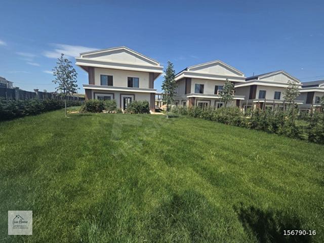 Hilal Mahallesi, Sancaktepe içerisinde satılık Villa