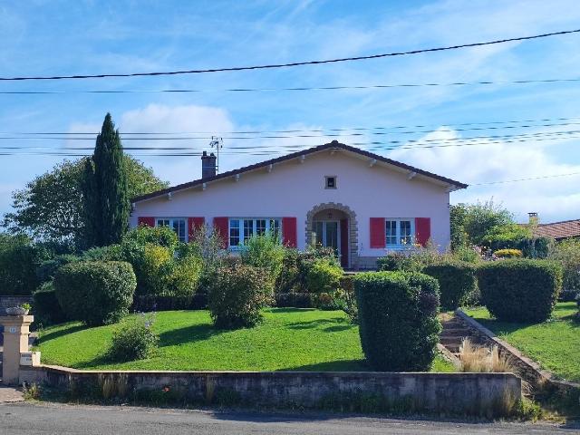 Maison vente à Mâcon, Sancé
