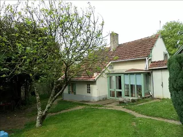 Maison vente à Bourges, Feux