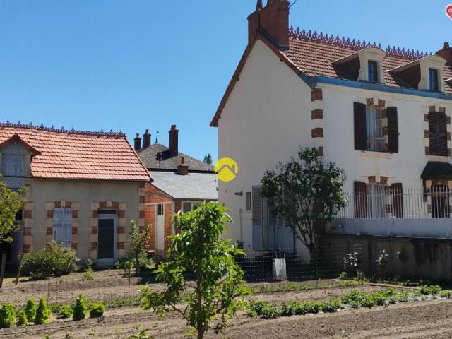Château vente à Saint-Amand-Montrond, Sancoins
