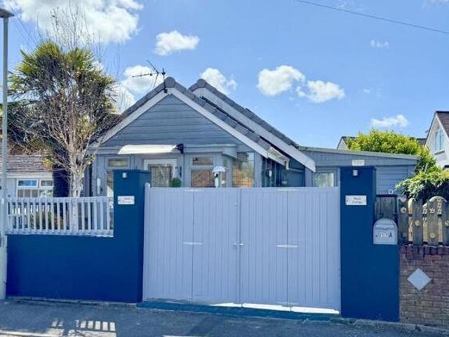 House for sale in Bournemouth, Bournemouth, Christchurch and Poole