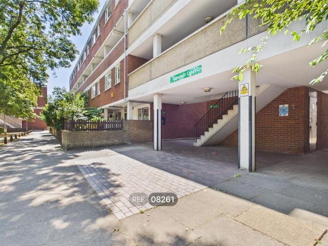 Apartment for rent in Battersea, Greater London