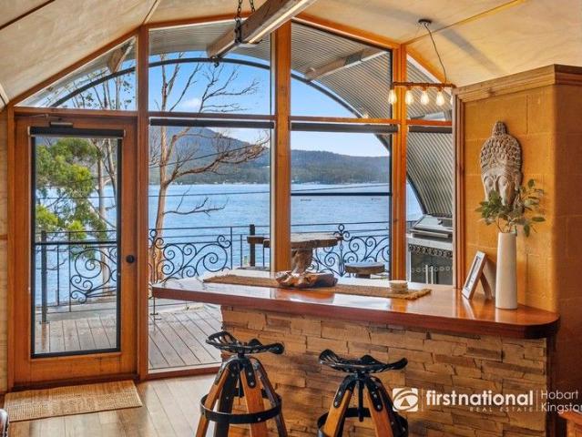 House for sale in Adventure Bay, Tasmania
