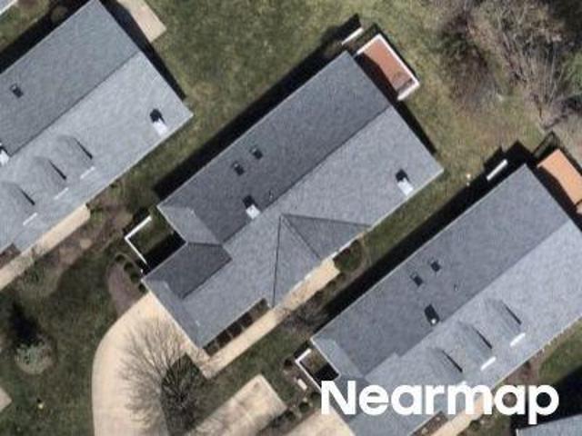 Condo for sale in Brecksville