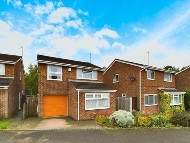 House for sale in Dines Green, Worcestershire