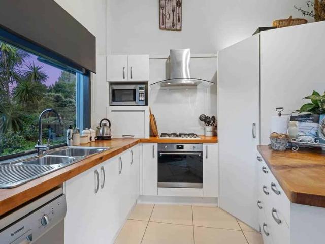 House for rent in Pāremoremo, Upper Harbour