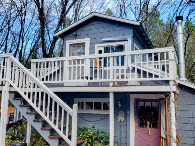 Room for rent in Cedar Crest, Sacramento