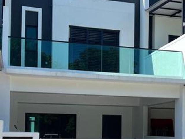 Terraced House for sale in Wellesley, Penang