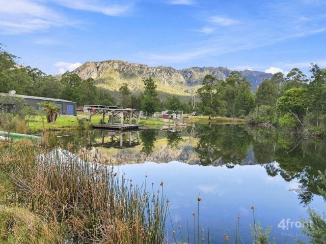 Cottage for sale in Gowrie Park, Tasmania