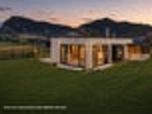 House for sale in Otakou