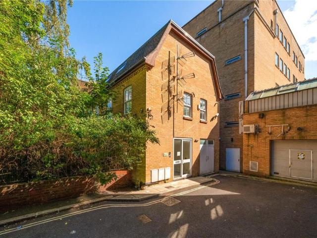 Apartment for rent in London Borough of Camden, Greater London