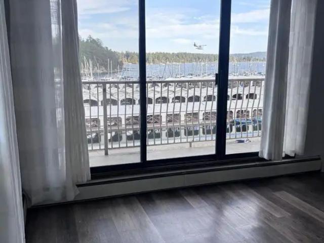 Apartment for rent in Newcastle and Brechin, Nanaimo