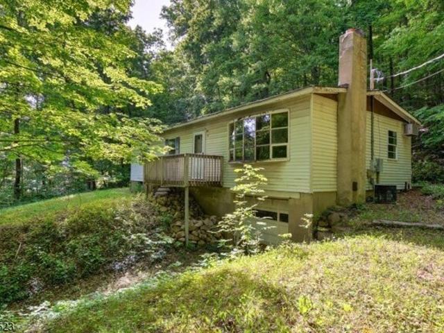 House for sale in Stockholm, New Jersey