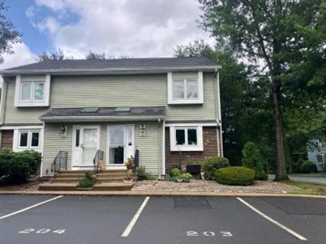 Condo for sale in South Windsor, Connecticut