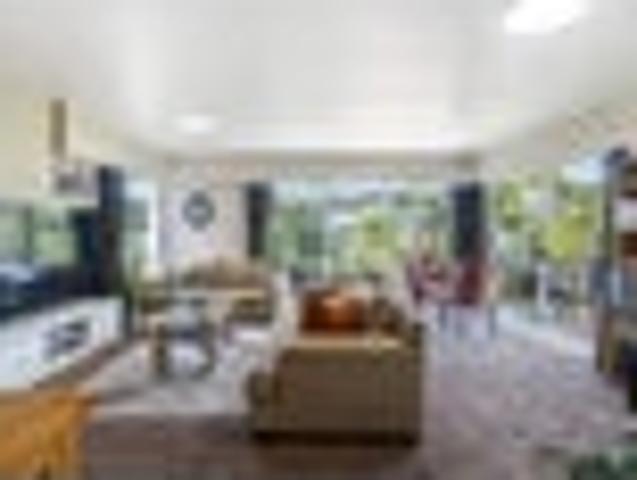 Apartment for sale in Whangaparaoa