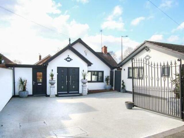 House for sale in Wheatley Hills, South Yorkshire
