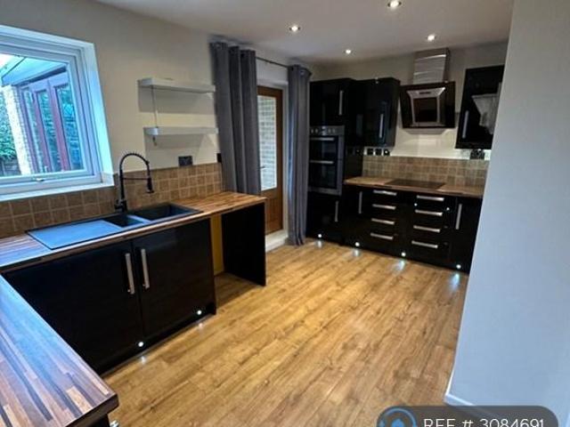House for rent in Laughton Common, Rotherham