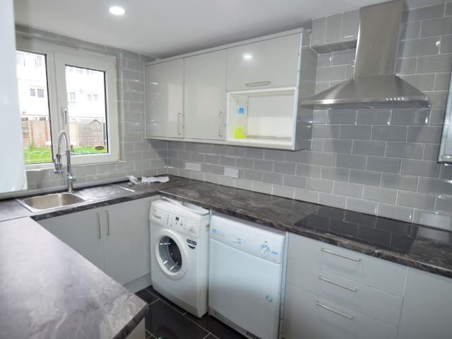 Apartment for rent in Feltham Corporate Centre, Greater London
