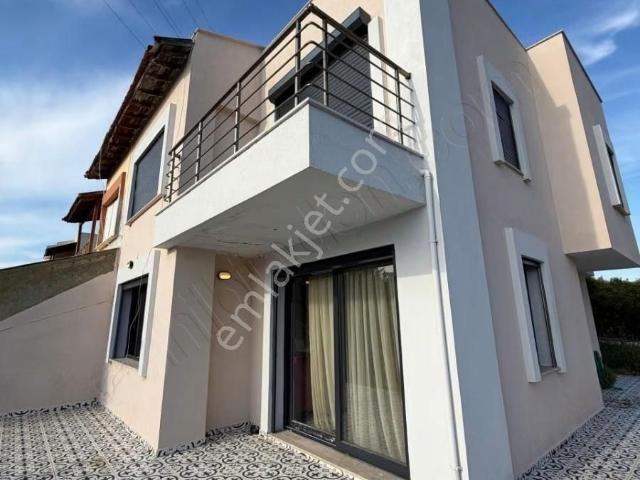 Çeşme, İzmir içerisinde satılık Villa