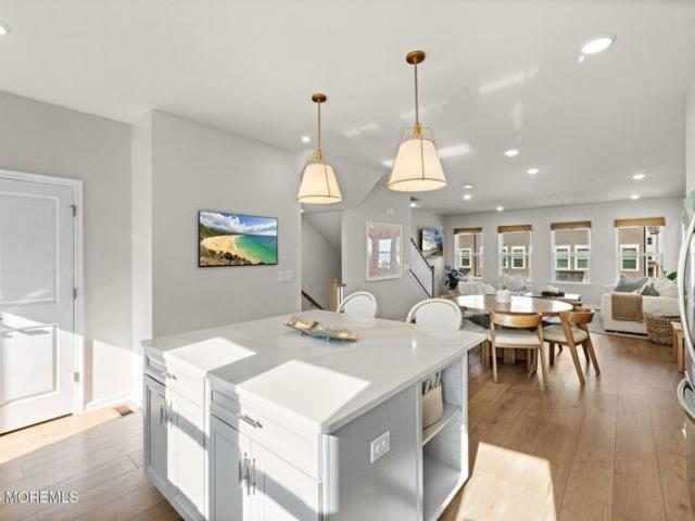 House for sale in Parkers Creek, Oceanport