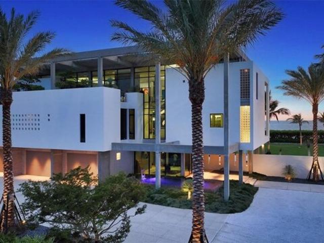 House for sale in Sarasota