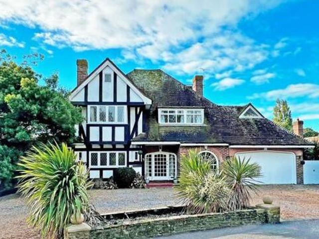 House for sale in Clapham, West Sussex