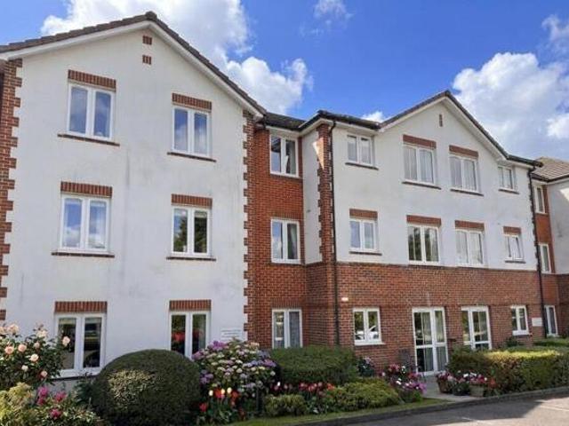 House for sale in The Galleries, Navestock Side