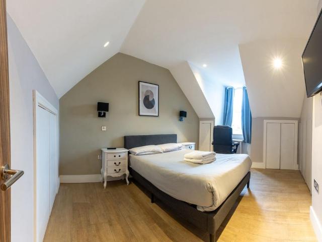 House for rent in West Finchley, Greater London