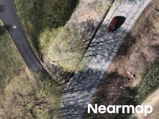 House for sale in Charlton