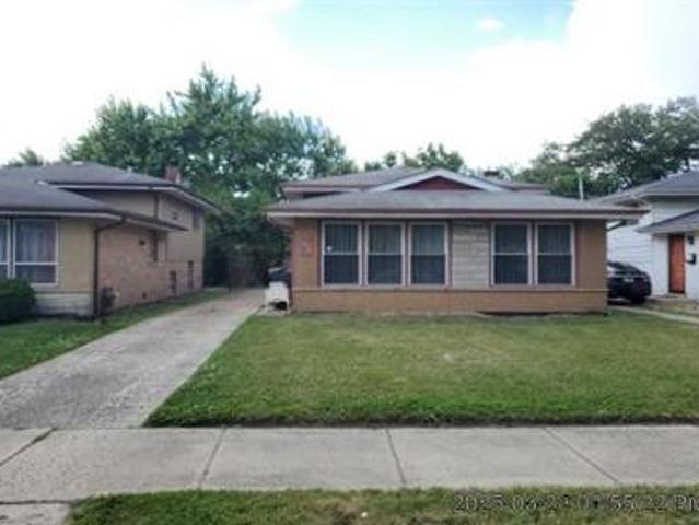 House for sale in Dolton