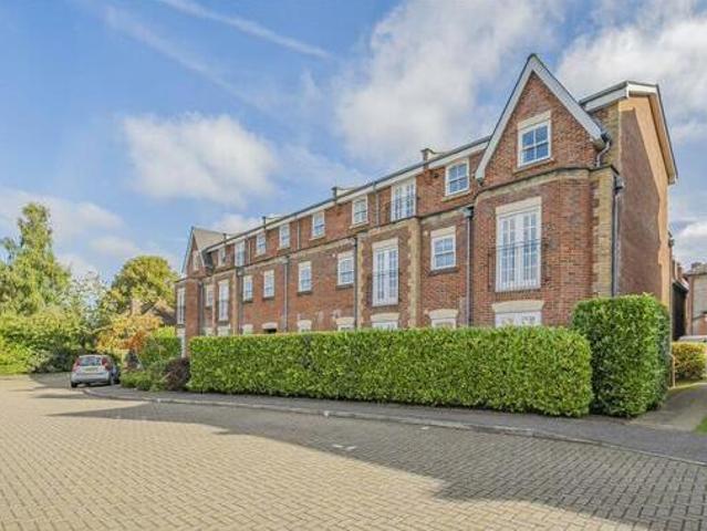 House for sale in Surrey