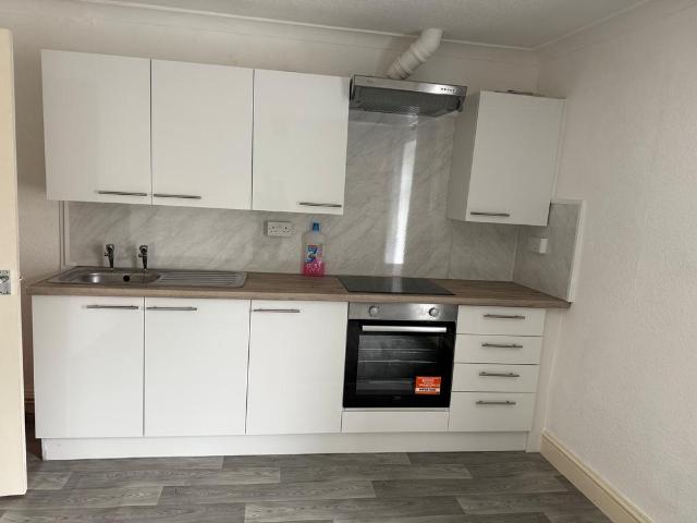 Apartment for rent in Mount Pleasant, Swansea