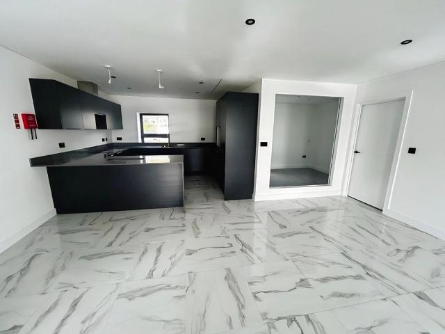 Apartment for rent in Golden Valley, Folkestone