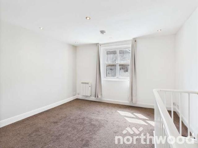 Apartment for rent in Golden Valley, Folkestone and Hythe