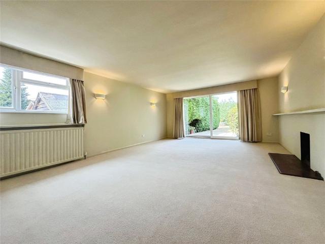 House for rent in Thorpe Green, Row Town