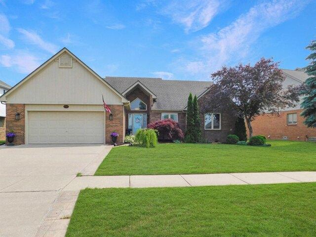 House for sale in Clinton Township